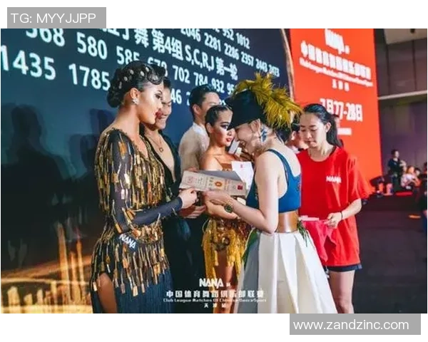 洲际杯精彩回顾：上海足球队默契配合展现团队实力与战术智慧