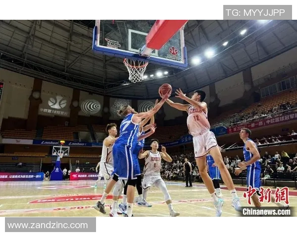 聚焦篮球:重庆篮球队的配合话题