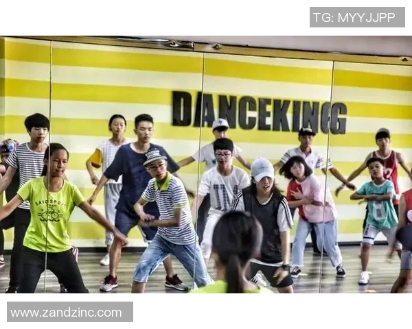 街舞巨献：探秘上海街舞队的技术